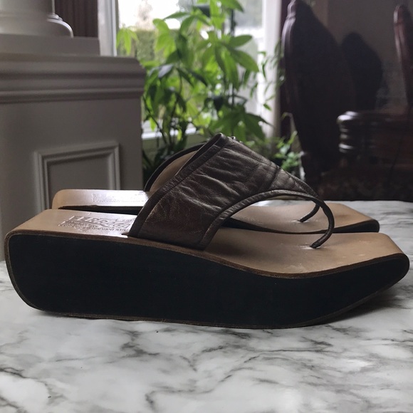 Ferragamo | Flipflop Wedges - Picture 5 of 6